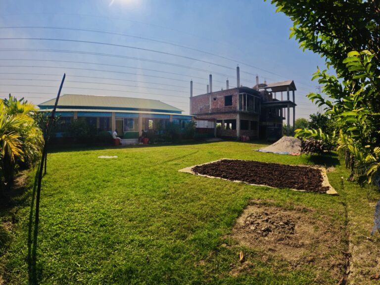 ১১১ শতাংশ জমি সহ বাংলো বাড়ি বিক্রয় করা হবে